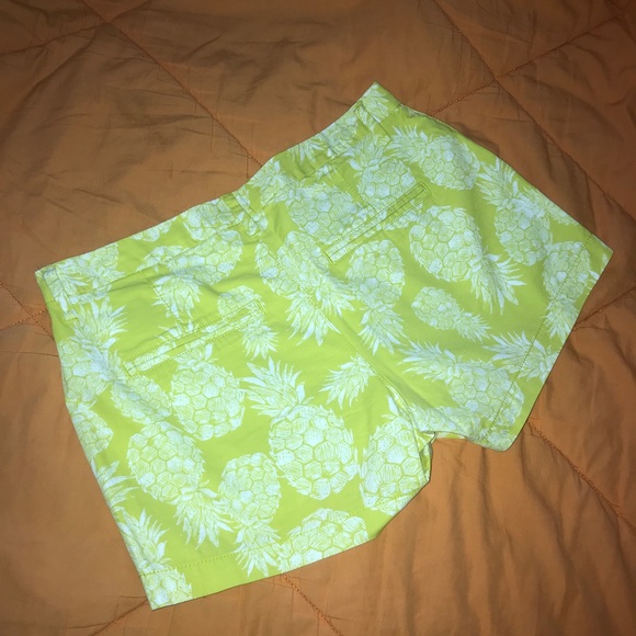 Old Navy Pineapple Shorts - Picture 4 of 4